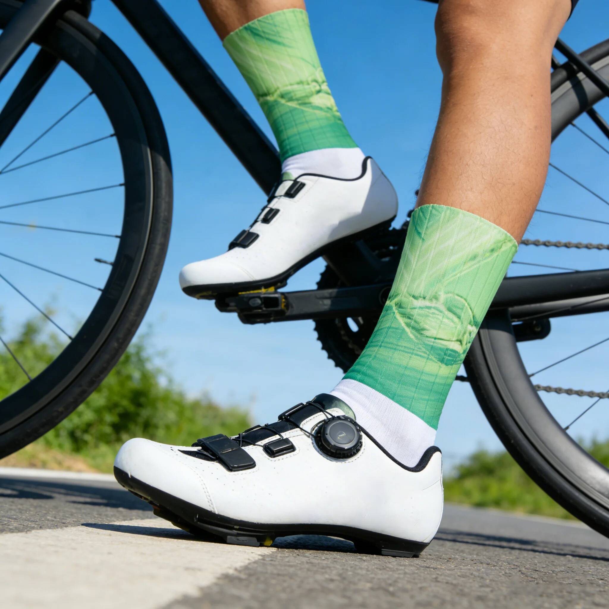 2026年プロ仕様滑り止めサイクリングソックス 吸汗性・滑り - Cycling Gear Men のレビューと価格