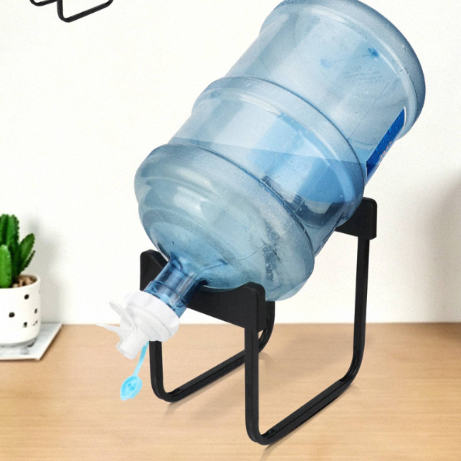 スナップフィットノズルスタンド コンパクトウォーターボトルス - Water Bottle Holder のレビューと価格